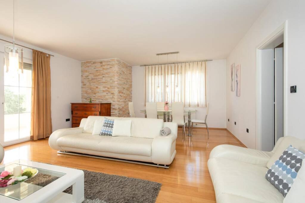 Apartment Natali Punat- Free Parking On Premises Exterior foto